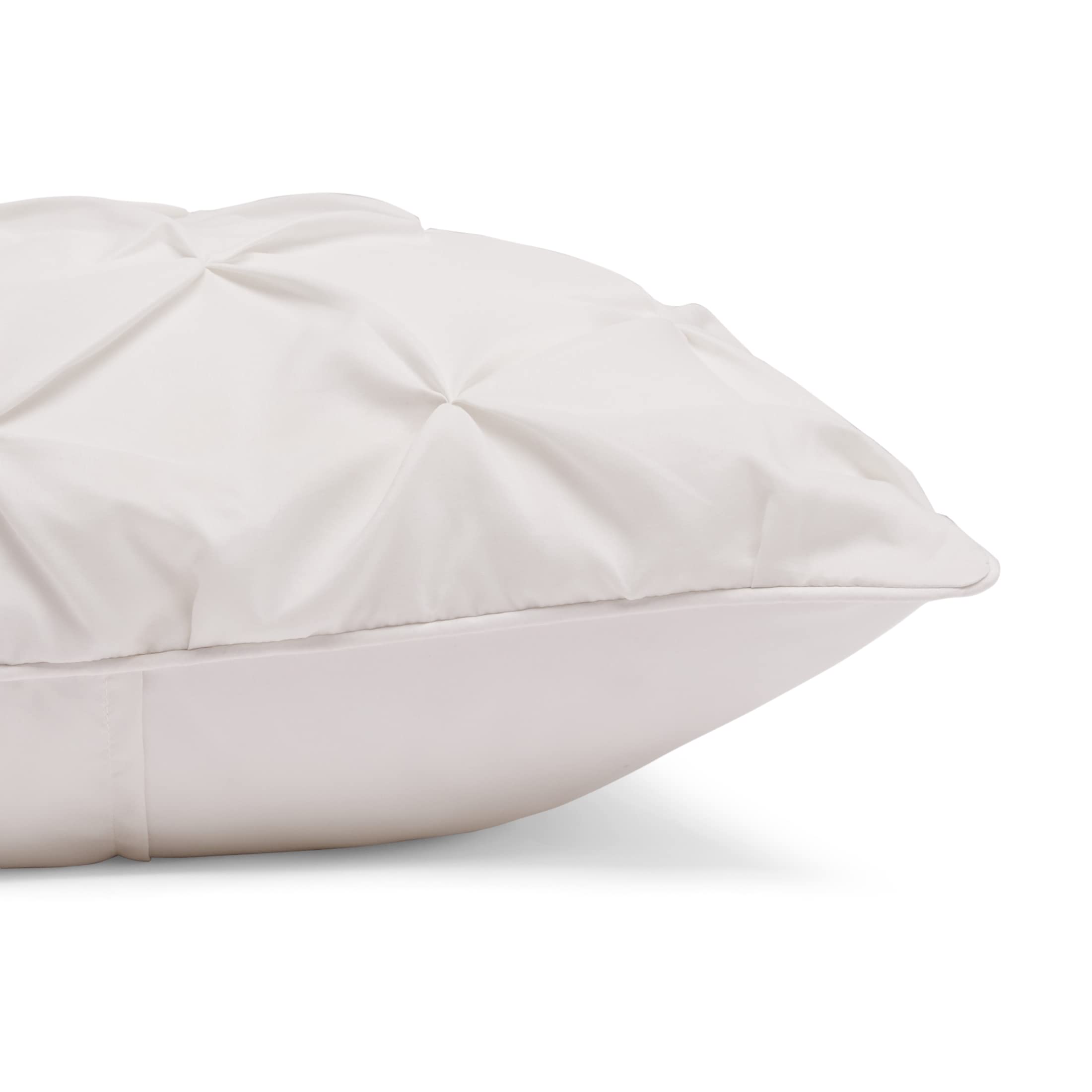 Amazon Basics Soft, Breathable Queen Size Comforter Sets, All-Season Down-Alternative 3-Piece Bedding Set, Pinch Pleat Design, Full/Queen Size, Beige