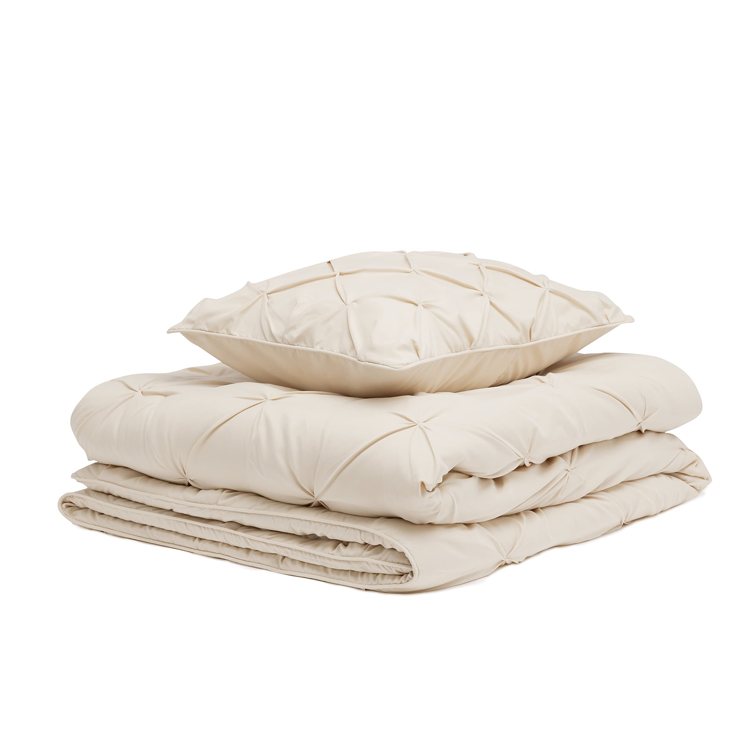 Amazon Basics Soft, Breathable Queen Size Comforter Sets, All-Season Down-Alternative 3-Piece Bedding Set, Pinch Pleat Design, Full/Queen Size, Beige