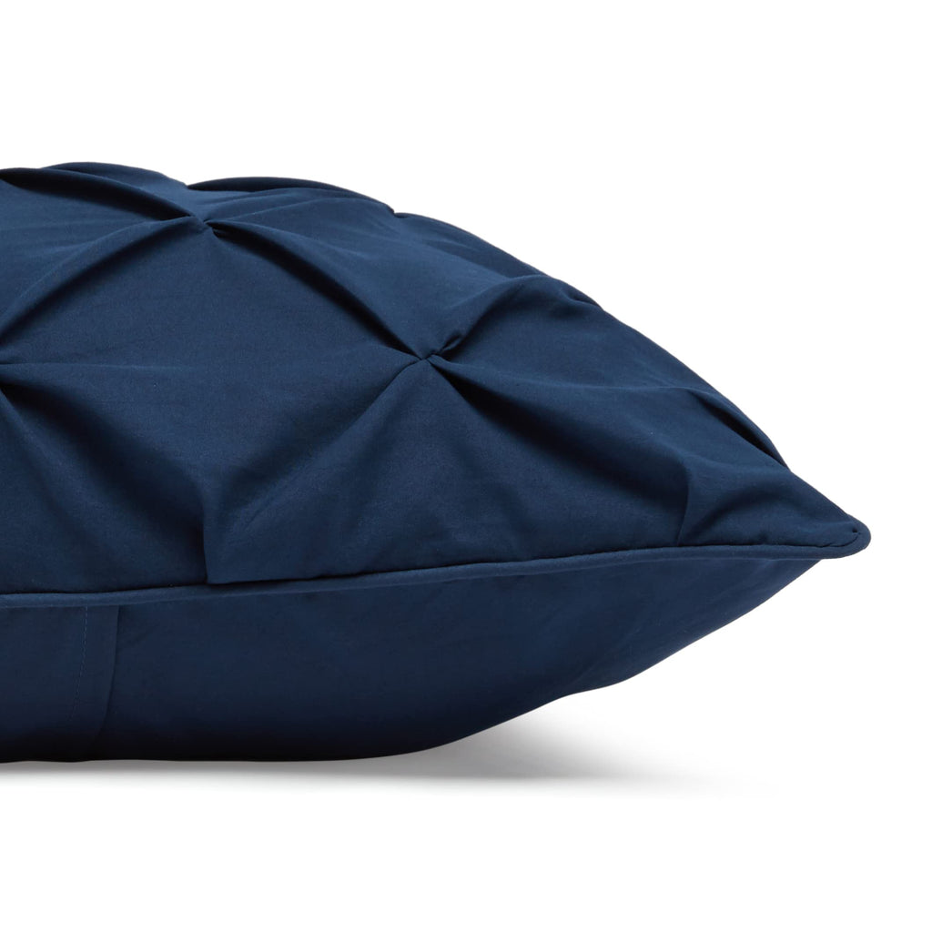 Amazon Basics Soft, Breathable Queen Size Comforter Sets, All-Season Down-Alternative 3-Piece Bedding Set, Pinch Pleat Design, Full/Queen Size, Beige