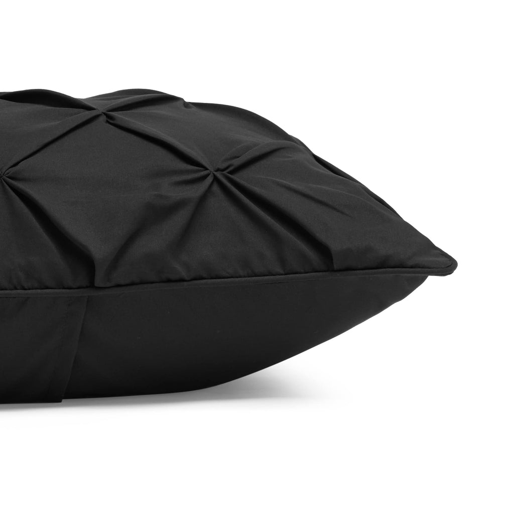 Amazon Basics Soft, Breathable Queen Size Comforter Sets, All-Season Down-Alternative 3-Piece Bedding Set, Pinch Pleat Design, Full/Queen Size, Beige