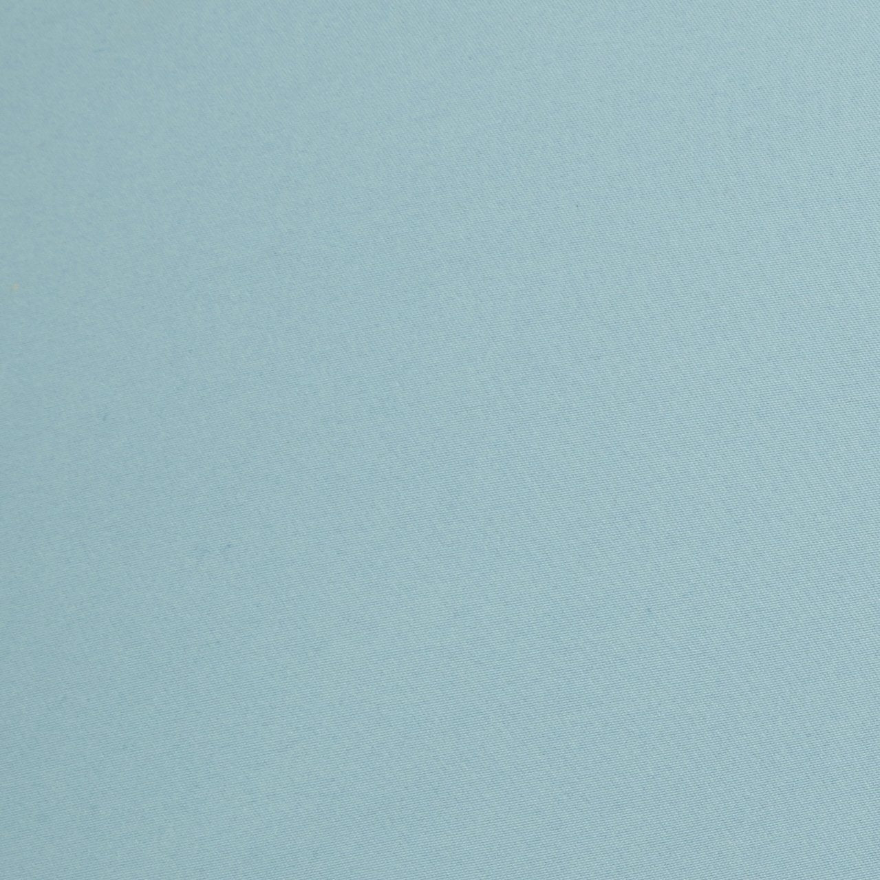 Amazon Basics Soft, Breathable Queen Size Comforter Sets, All-Season Down-Alternative 3-Piece Bedding Set, Pinch Pleat Design, Full/Queen Size, Beige